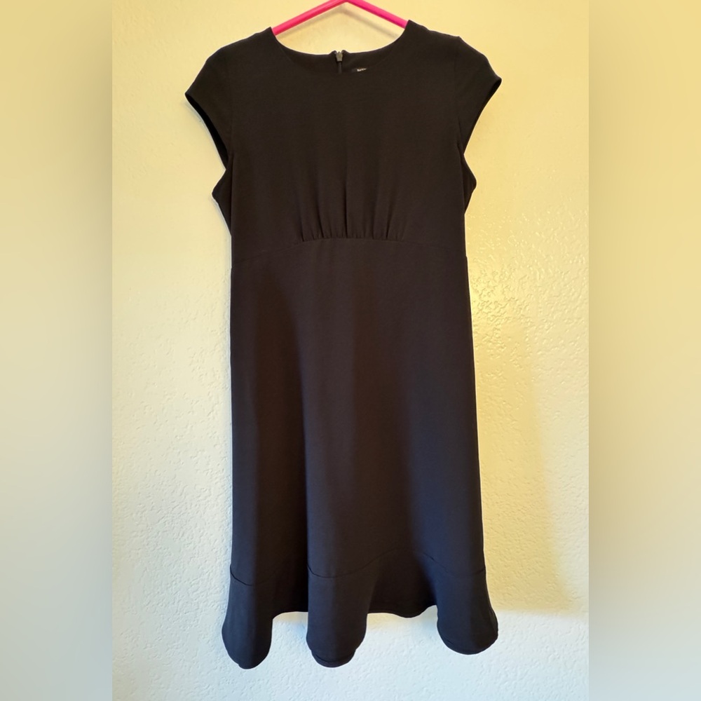 Banana Republic, Elegant Black Cap Sleeve Dress, Size 2